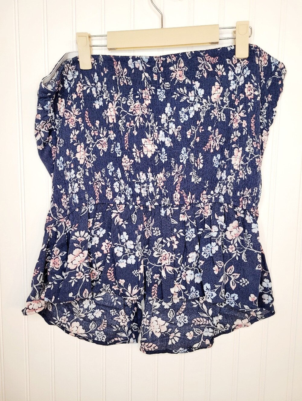Torrid Navy Floral Ruched Strapless Peplum Top NWT Size 2X - Picture 10 of 11